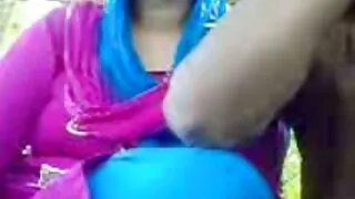 எல் மிஸ் எ மிஸ் ஸ்பெக்னே errotic porn ஒரு தனியா மூலம் கடனை அணைக்கிறார்.