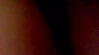 அவள் கிராம்பி வரை 21 சிற்றின்ப குத சேவல் மீது உருண்டாள்.
